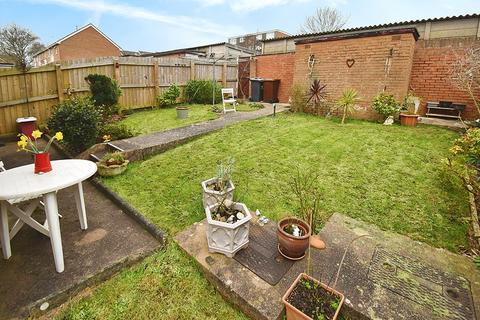 13 Bridespring Walk, Exeter, EX4 7EX