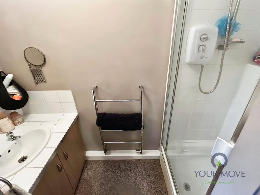 En Suite Shower Area
