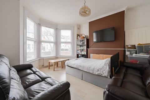 7 bedroom terraced house for sale, Whymark Avenue, Hornsey, London, N22