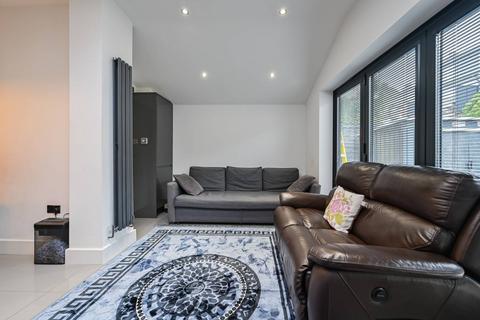 undefined, Whymark Avenue, Hornsey, London, N22