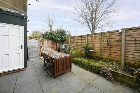 123 Northumberland Park, London, N17 0TL