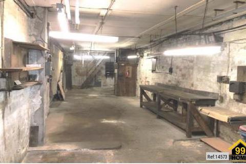 Warehouse to rent, Dogfield Street, Cardiff, CF24