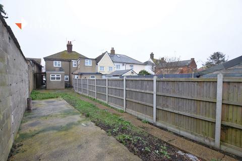 2 bedroom cottage for sale, Clacton Road, St Osyth