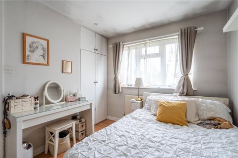 2 bedroom terraced house for sale, Estreham Road, London, SW16