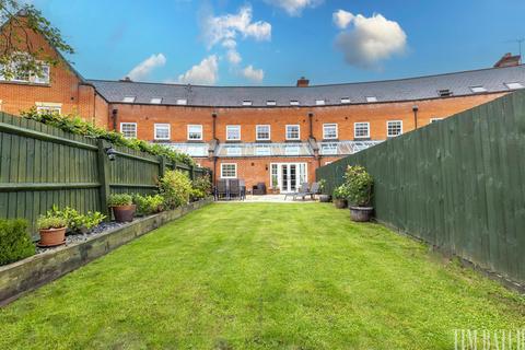 4 bedroom terraced house for sale, Rhapsody Crescent, Warley, Brentwood