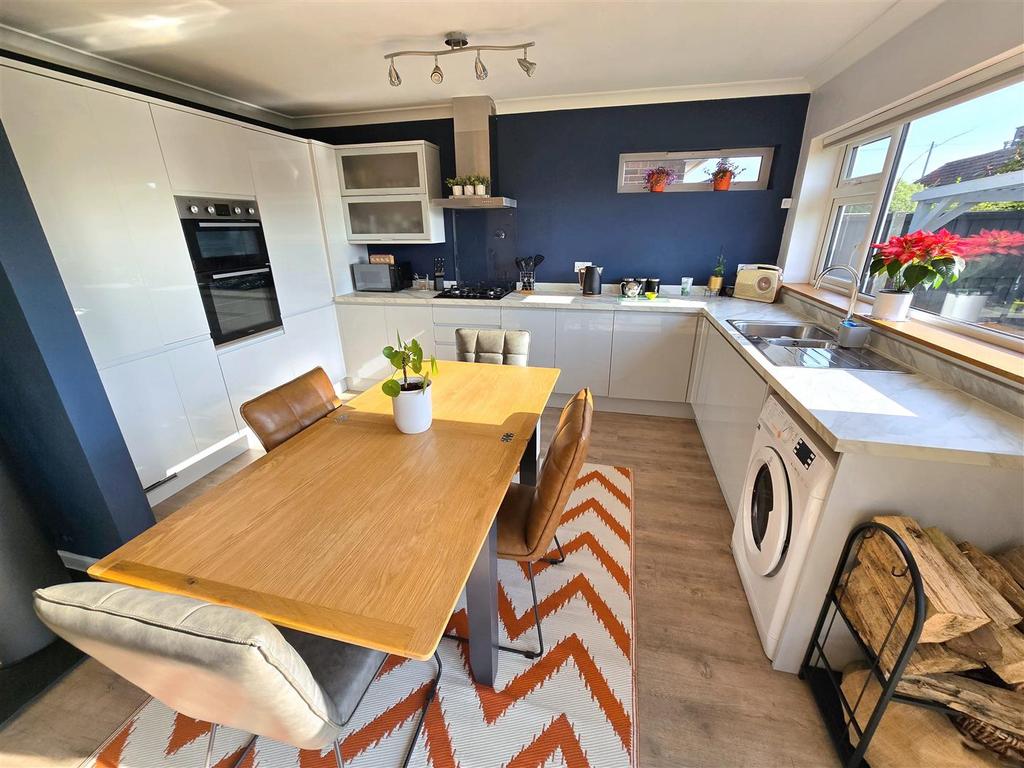 Lounge/Diner/Kitchen