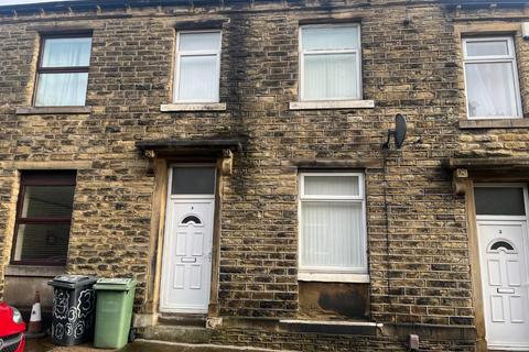 2 bedroom terraced house to rent, Neale Road, Huddersfield HD1