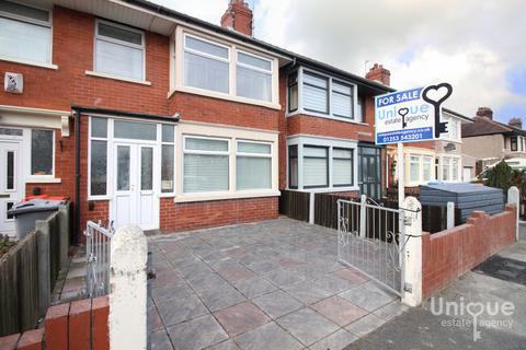 3 bedroom terraced house for sale - Radcliffe Road, Fleetwood, FY7