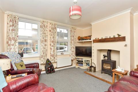 3 bedroom semi-detached house for sale, Horselees Road, Faversham ME13