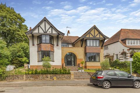 5 bedroom detached house for sale, Cedars Avenue, Rickmansworth WD3