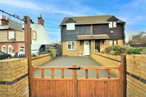 2 bedroom semi-detached house for sale, Frank Lunnon Close, Bourne End, Buckinghamshire, SL8