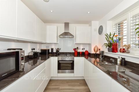 undefined, Royal Crescent, Kings Hill, Kent