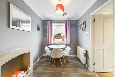 8 Mackay Crescent, Caol, Fort William, PH33 7JB