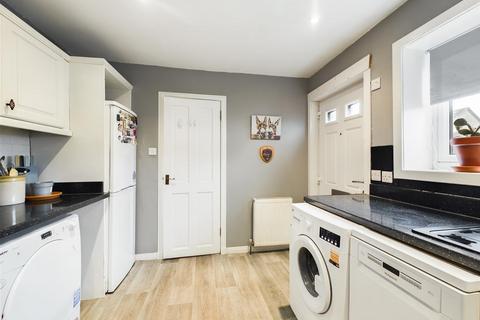 8 Mackay Crescent, Caol, Fort William, PH33 7JB