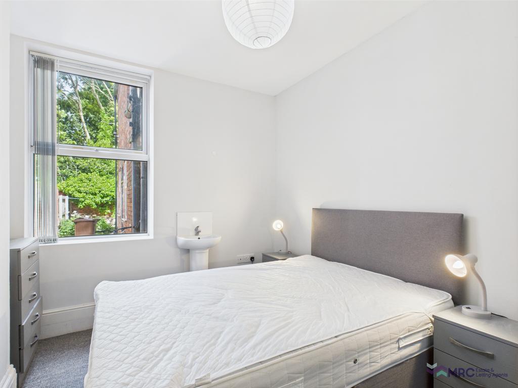 Room 2, 21 Kingsbench Street, HU3 2 TU