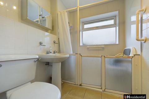 85 Danziger Way, Borehamwood, WD6 5DE