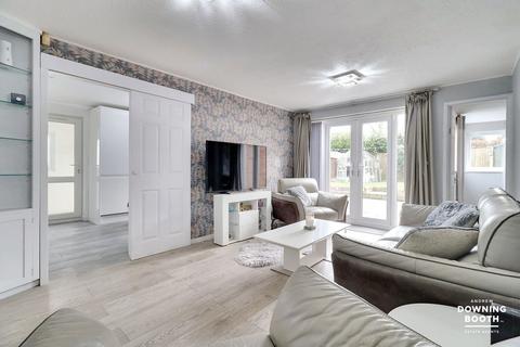 28 Leomansley Close, Lichfield, WS13 8AX