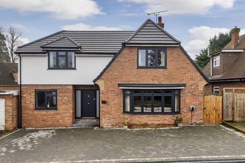 3 Cheshunt Close, Meopham, Gravesend, DA13 0HU