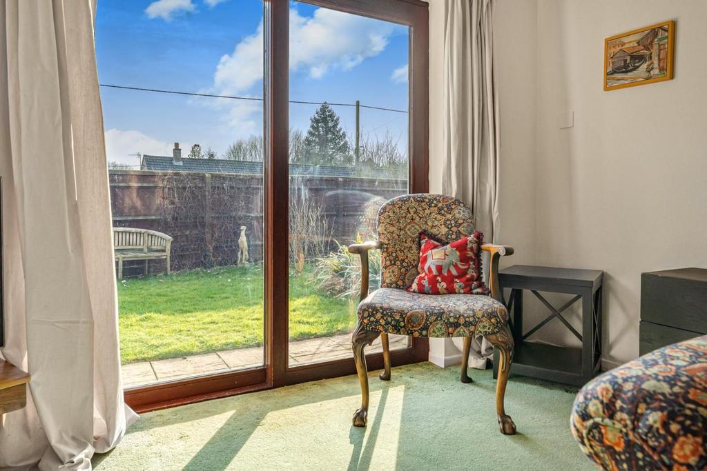 Sitting Room 4.jpg