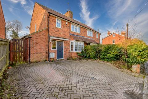 3 bedroom semi-detached house for sale, Peppard Road, Reading RG4