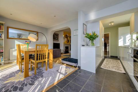 197 Peppard Road, Emmer Green, Reading, RG4 8TS