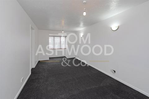 1 bedroom apartment for sale, Waterside Close, Barking, IG11