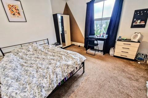 8 bedroom end of terrace house for sale, Exeter EX4
