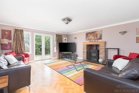 5 bedroom detached house for sale, Church Road, Crawley RH10