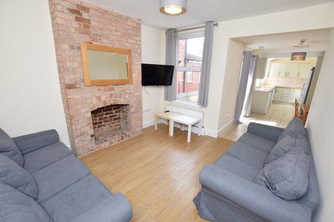 5 bedroom house to rent, Bute Avenue, Lenton, Nottingham