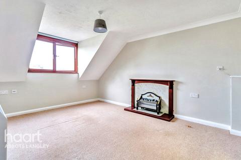 1 bedroom retirement property for sale, The Crescent, Abbots Langley