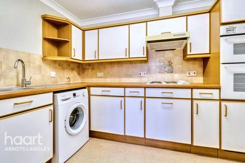 1 bedroom retirement property for sale, The Crescent, Abbots Langley