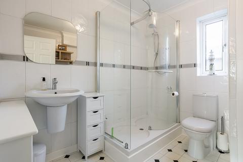 34 Cleekim Road, Edinburgh, EH15 3HU