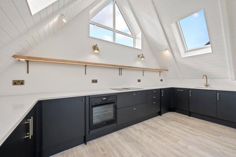 undefined, Southdown Road, Hersham, KT12