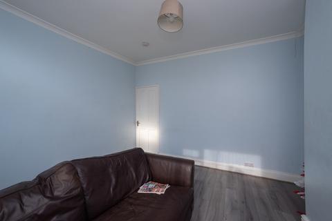 2 bedroom terraced house for sale, Wood Street, Castleford WF10