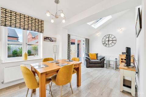 136 Archer Drive, Mickleover, Derby, DE3 0AG