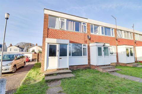 3 bedroom end of terrace house for sale, Templewood Court, Benfleet SS7