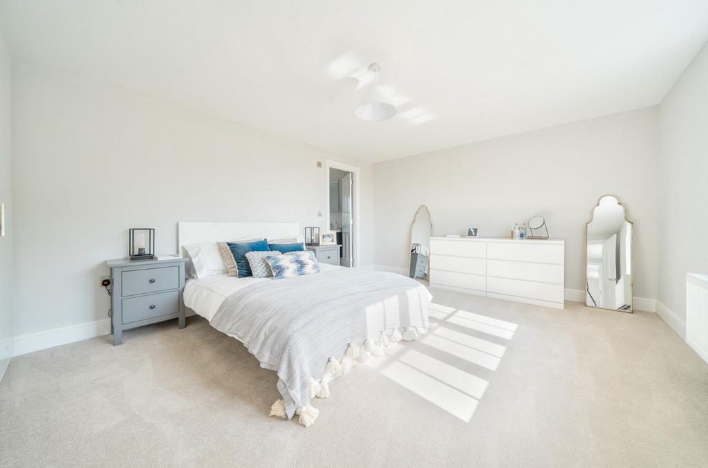 1297030-8-6830b9d...