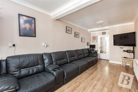 4 bedroom end of terrace house for sale, Pier Road, Northfleet, Gravesend, Kent, DA11