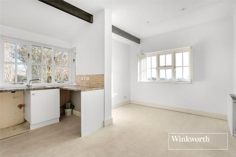 3 bedroom semi-detached house for sale, Great North Road, Barnet, Hertfordshire, EN5