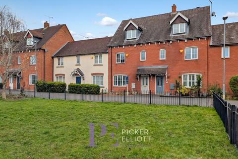 4 bedroom townhouse for sale, Applebees Walk, Hinckley LE10