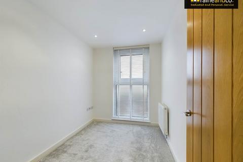 2 bedroom flat for sale, Darkes Lane, Potters Bar