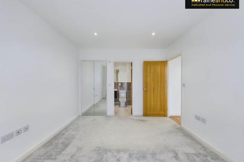 undefined, Darkes Lane, Potters Bar