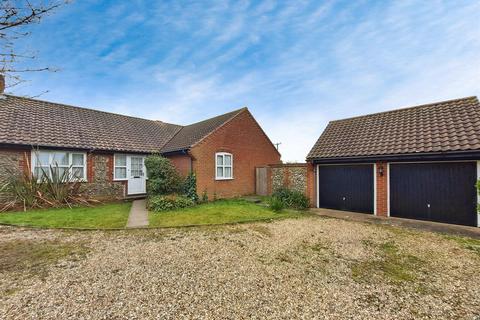 3 bedroom detached bungalow for sale, Ridgeway, Cromer