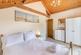 8553666-interior13.jpg