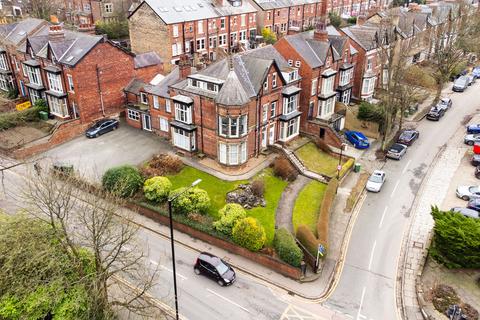 6 bedroom semi-detached house for sale, Oakwood Avenue, Leeds, LS8