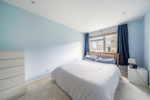 1 bedroom flat for sale, Chorleywood,  Hertfordshire,  WD3