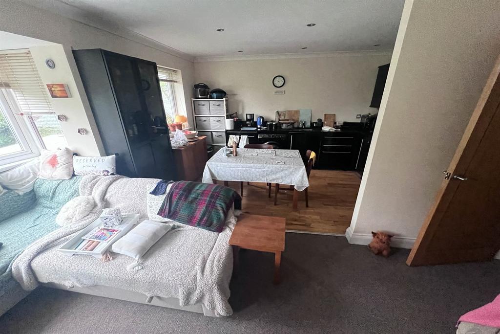 Flat 2