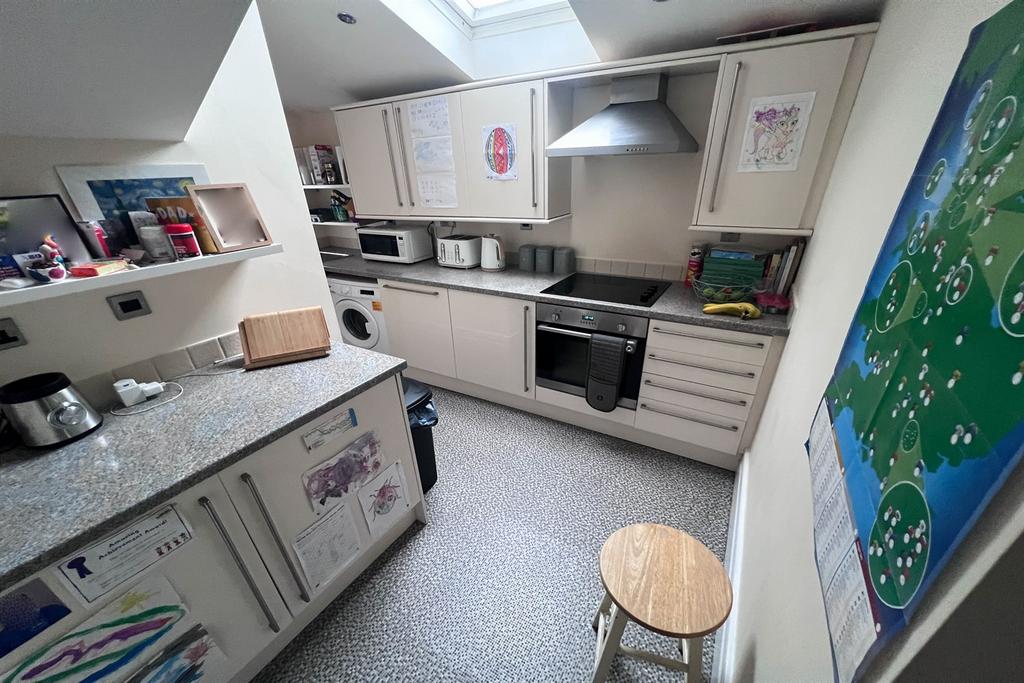 Flat 5
