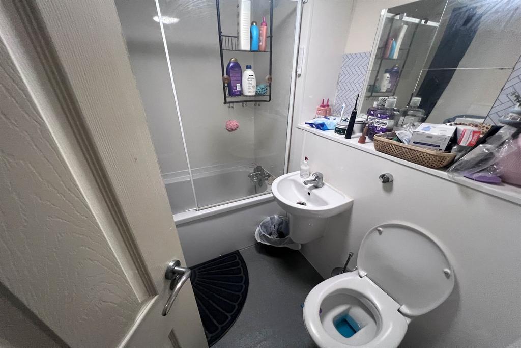 Flat 6
