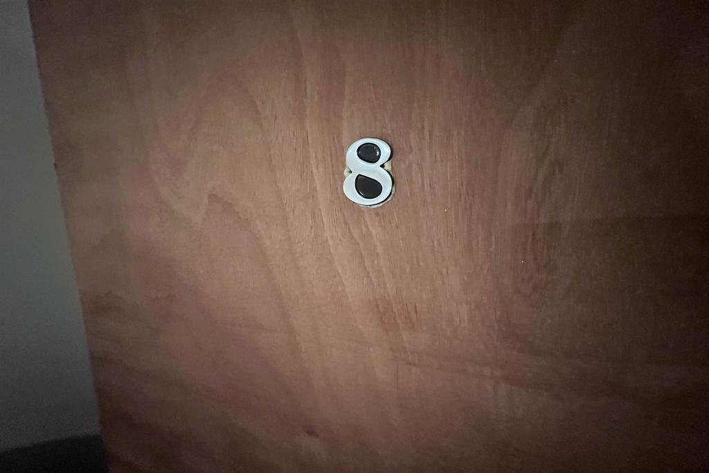 Flat 8